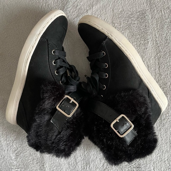 JLO JENNIFER LOPEZ BLACK FAUX SUEDE FAUX FUR CUFF HI-TOP SNEAKERS size 7.5M - Picture 5 of 10